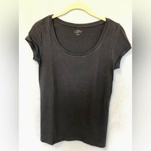 Ann Taylor LOFT classic scoop neck t-shirt. Black, size S.